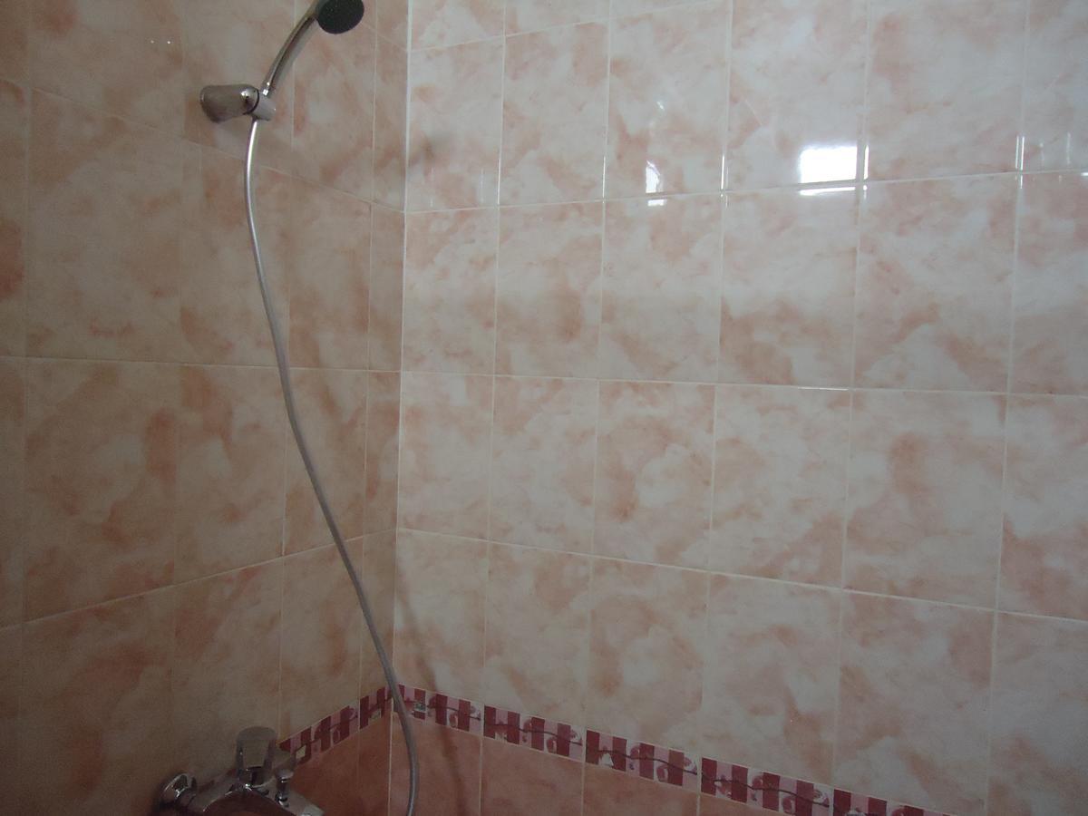 Tumar Hotel Бишкек Екстериор снимка